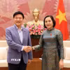 Phó Chủ tịch Quốc hội Nguyễn Thị Thanh với Giáo sư Kim Hak-Min, Chủ tịch Hội đồng Tư vấn thẩm định đạo đức Quốc hội của Hàn Quốc. (Ảnh: An Đăng/TTXVN)