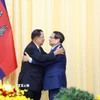 Thủ tướng Phạm Minh Chính hội kiến Chủ tịch Đảng Nhân dân Campuchia Hun Sen. (Ảnh: Dương Giang/TTXVN)