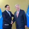 Thủ tướng Phạm Minh Chính hội kiến Tổng Thư ký Liên hợp quốc Antonio Guterres. (Ảnh: Dương Giang/TTXVN)