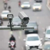 Hệ thống camera giám sát lắp đặt trên khắp tuyến phố góp phần điều tiết, đảm bảo an toàn giao thông. (Ảnh: Thanh Tùng/TTXVN)