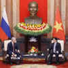Chủ tịch nước Lương Cường tiếp Chủ tịch Duma Quốc gia Nga Vyacheslav Volodin. (Ảnh: Lâm Khánh/TTXVN)
