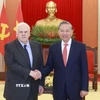 Tổng Bí thư Tô Lâm tiếp ông Frederick W.Smith, Nhà sáng lập kiêm Chủ tịch điều hành Tập đoàn FedEx. (Ảnh: Thống Nhất/TTXVN)
