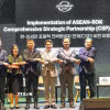 Ông Kim Jae-shin (thứ 3, phải sang), Tổng thư ký Trung tâm ASEAN-Hàn Quốc cùng các diễn giả tại phiên thảo luận “Thực hiện Tầm nhìn Đối tác chiến lược toàn diện (CSP) ASEAN-Hàn Quốc.” (Ảnh Khánh Vân/TTXVN)