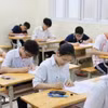 Học sinh Hà Nội dự thi vào lớp 10. (Ảnh: Thanh Tùng/TTXVN)