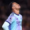 Arsenal đã để cho Liverpool bỏ xa đến 13 điểm.