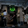 Woolworths, một trong những chuỗi siêu thị lớn nhất của Australia, đang sử dụng trợ lý ứng dụng AI để chăm sóc khách hàng.