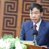 Tân Chủ tịch UBND tỉnh Điện Biên Lê Văn Lương phát biểu nhận nhiệm vụ. (Ảnh: Trung Kiên/TTXVN)