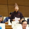 Hòa thượng Thích Thanh Quyết, Đại biểu Quốc hội tỉnh Quảng Ninh phát biểu. (Ảnh: Doãn Tấn/TTXVN)