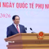 Thủ tướng Phạm Minh Chính phát biểu tại buổi gặp mặt đại diện nữ lãnh đạo, quản lý các cơ quan trung ương và trao Giải thưởng Kovalevskaia năm 2025. (Ảnh: Dương Giang/TTXVN)