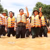 Thủ tướng Phạm Minh Chính chỉ đạo công tác cứu hộ, cứu nạn và khắc phục hậu quả lũ lụt gây ngập trên diện rộng tại Thái Nguyên. (Ảnh: Dương Giang/TTXVN)