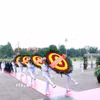 Đoàn đại biểu lãnh đạo, nguyên lãnh đạo Đảng, Nhà nước do Tổng Bí thư, Chủ tịch nước Tô Lâm dẫn đầu đến đặt vòng hoa và vào Lăng viếng Chủ tịch Hồ Chí Minh. (Ảnh: Tuấn Anh/TTXVN)