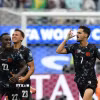 Stephen Eustáquio (số 7) tỏa sáng, đưa Canada vào vòng 1/8 World Cup 2026. (Ảnh: AFP/TTXVN)