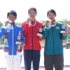 Hồ Thị Duy (giữa) giành HCV đầu tiên cho Việt Nam trong ngày 17/12. (Ảnh: TTXVN phát)