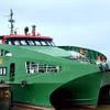 Tàu cao tốc MAILINH EXPRESS neo đậu tại cảng của Nhà máy X55, thành phố Cần Thơ. (Ảnh: TTXVN phát)