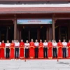 Chủ tịch Quốc hội Trần Thanh Mẫn và đại biểu cắt băng khánh thành Khu lưu niệm Tổng Bí thư Lê Duẩn tại Quảng Trị. (Ảnh: Doãn Tấn/TTXVN)