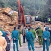 Lượng chức năng tìm kiếm, cứu nạn tại hiện trường. (Ảnh: TTXVN phát)