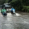 Hình ảnh mưa gây ngập ở Hà Nội hôm 30/6. (Ảnh: Thành Phương/TTXVN)