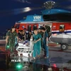 Bệnh nhân được khẩn trương đưa đến phòng phẫu thuật của Bệnh viện Quân y 175 sau khi được trực thăng vận chuyển về đất liền an toàn. (Ảnh: TTXVN phát)
