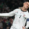 Ronaldo phải nhận thẻ đỏ đầu tiên trong màu áo Bồ Đào Nha. (Nguồn: Getty Images)