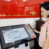 Chuyển đổi số trong cải cách hành chính. (Ảnh: Thái Thuần/TTXVN)