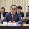 Thứ trưởng Bộ Nội Vụ Việt Nam Vũ Chiến Thắng trong buổi làm việc với Bộ Lao động và Việc làm Hàn Quốc. (Ảnh: Đức Thắng/TTXVN)