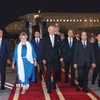 Tổng thống Hungary Sulyok Tamás và Phu nhân đến Hà Nội, bắt đầu thăm chính thức Việt Nam. (Ảnh: Minh Đức/TTXVN)