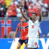 Bellingham tỏa sáng để đưa tuyển Anh tiến vào bán kết World Cup 2026. (Ảnh: AFP/TTXVN)