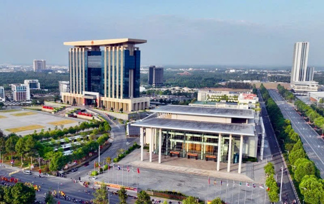 អគារនៅកណ្តាលទីក្រុង Binh Duong កំពុងដំណើរការដំណោះស្រាយដ៏ឆ្លាតវៃ។ (PV/Vietnam+) 1000008926.jpg