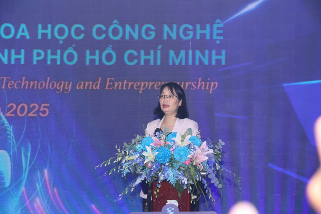 Úvodní projev na akci pronesla místopředsedkyně Lidového výboru Ho Či Minova města Tran Thi Dieu Thuy. z7264198200554-d02767a181e07a95b33cd4e5352b7bee.jpg