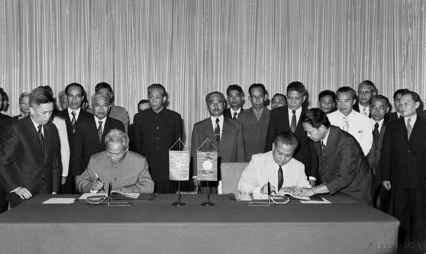 ttxvn_viet lao 1977 (1).jpg