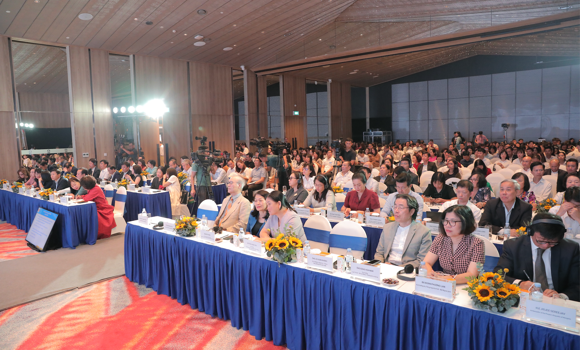 Ảnh màn hình 2024-10-12 lúc 19.30.05.png