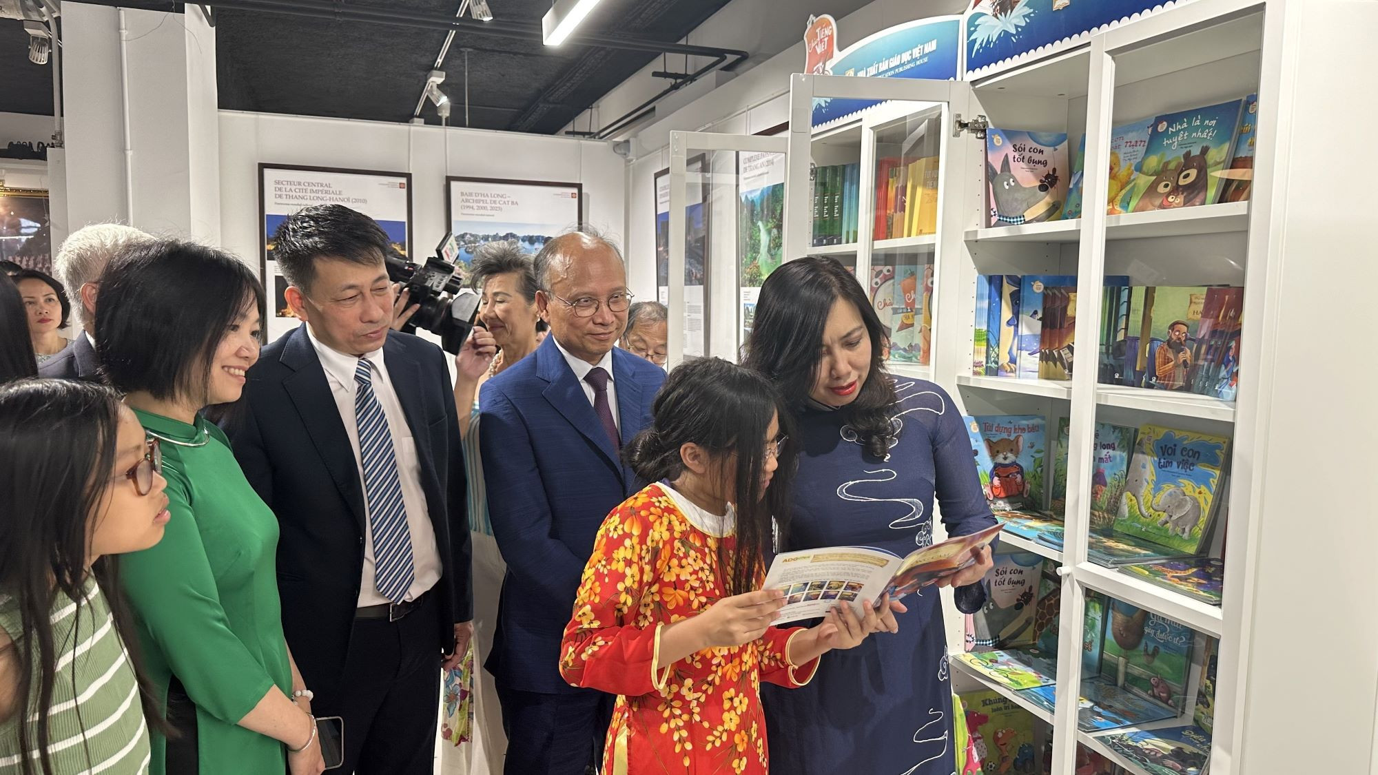 ttxvn_Tu sach tieng viet 1.jpeg