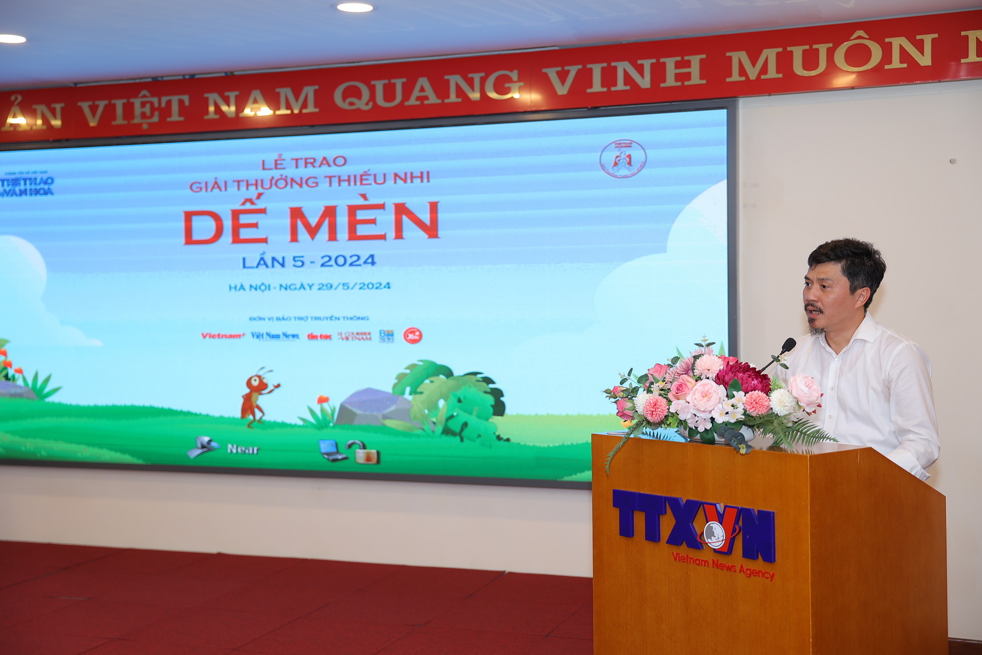 Ông Lê Xuân Thành, Tổng Biên tập Báo Thể thao và Văn hóa phát biểu tại lễ trao giải. (Ảnh: PV/Vietnam+) IMGL0033.JPG