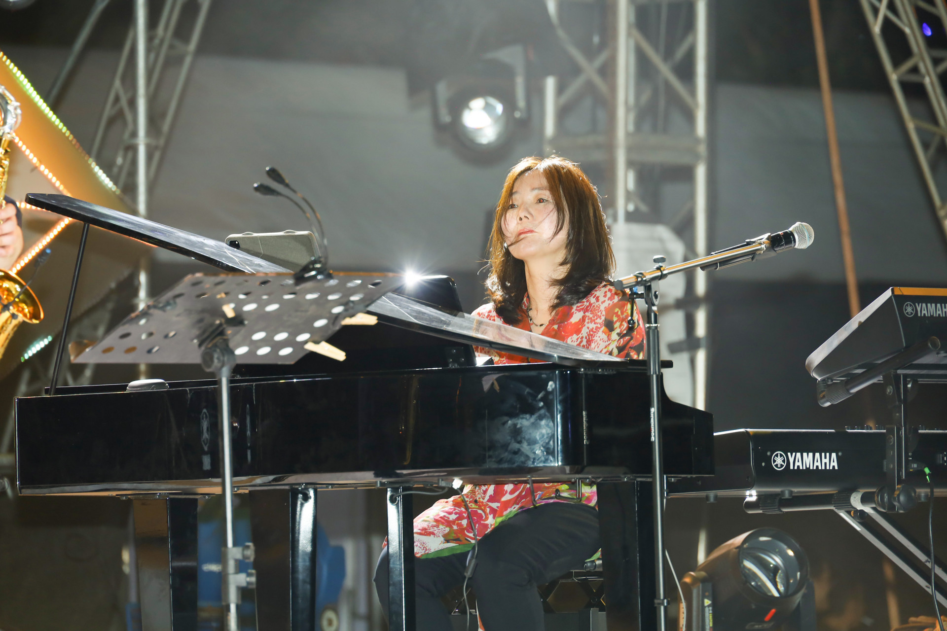 Nghệ sỹ Lisa Sung biểu diễn trong khuôn khổ Liên hoan quốc tế nhạc Jazz lần thứ Nhất tại Nha Trang. (Ảnh: Báo Khánh Hòa) lisa-baokhanhhoa.jpg