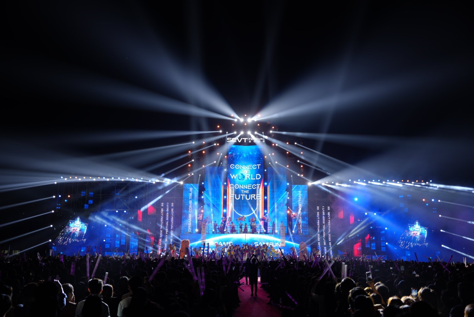 5. Ngày hội Công ty được đầu tư hoành tráng.JPG