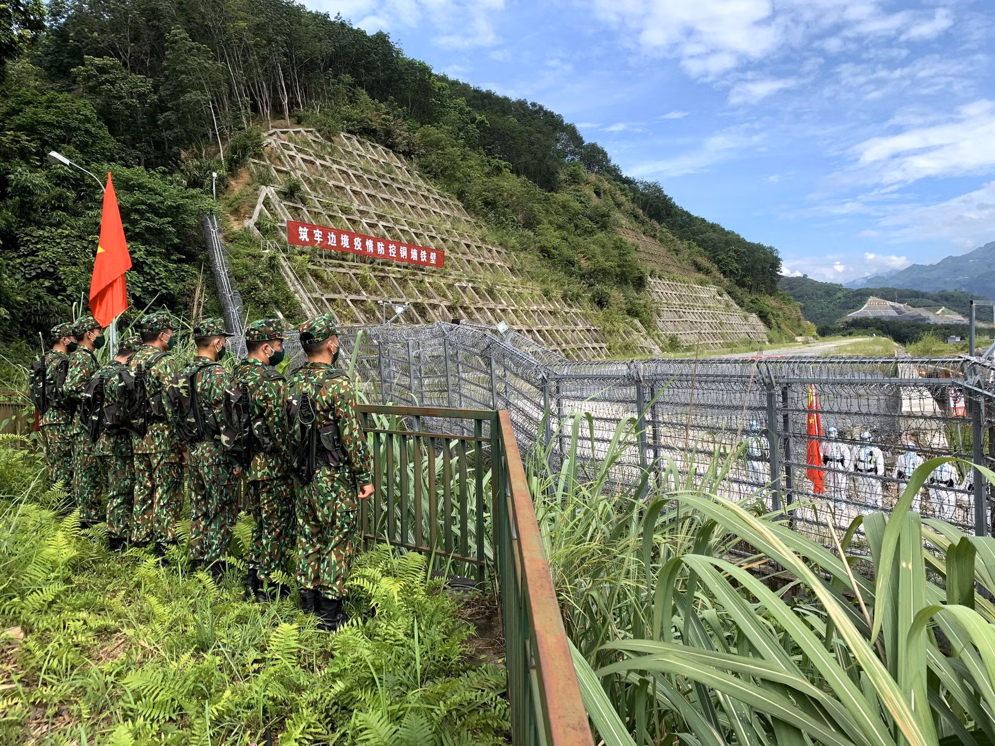 ttxvn_bien gioi viet trung 6.jpg