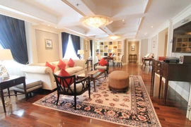 Sofitel Legend Metropole Hanoi là khách sạn 5 sao đầu tiên ở Hà Nội, mang phong cách kiến trúc cổ thời Pháp thuộc. (Ảnh: Mai Mai/Vietnam+)