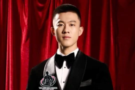 Trong chung kết cuộc thi Mr International 2025 vừa diễn ra đêm qua, ngày 25/9, tại Thái Lan, đại diện Việt Nam Đoàn Công Vinh dừng chân ở Top 10. (Ảnh: BTC)