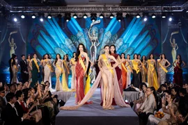 Miss Grand Vietnam 2025: Top 35 thí sinh vòng chung kết “đọ dáng” trên sàn diễn