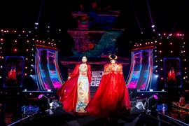 NTK Cao Minh Tiến đưa khán giả về Tràng An qua thời trang đón Xuân mới 2026