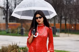 Á quân Giang Phùng quảng bá bản sắc Việt tại Paris Haute Couture Week