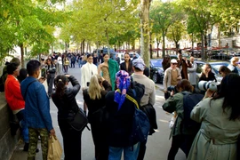 Top 3 được truyền thông quốc tế chú ý trong khuôn khổ tuần thời trang Paris. (Ảnh: CTV/Vietnam+)