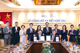 Trung tâm Thông tin du lịch (Cục Du lịch Quốc gia Việt Nam) và Ngân hàng TMCP Sài Gòn - Hà Nội (SHB) chính thức ký kết Thỏa thuận hợp tác giai đoạn 2026-2030. (Ảnh: TITC/Vietnam+)