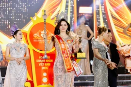 Nguyễn Hoàng Vân đăng quang Hoa hậu Doanh nhân Việt Nam 2026. (Ảnh: CTV/Vietnam+)