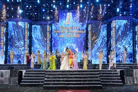 Những bước đi đầu tiên của Thanh Kiều trên cương vị tân Hoa hậu. (Ảnh: BTC)