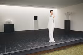 Văn Mai Hương trong thiết kế của bộ sưu tập “The Verge.” (Nguồn ảnh: C.DAM)