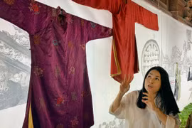 Nhà thiết kế Minh Hạnh là người dành nhiều tâm huyết cho áo dài truyền thống Việt Nam. (Ảnh minh họa: Mai Mai/Vietnam+)