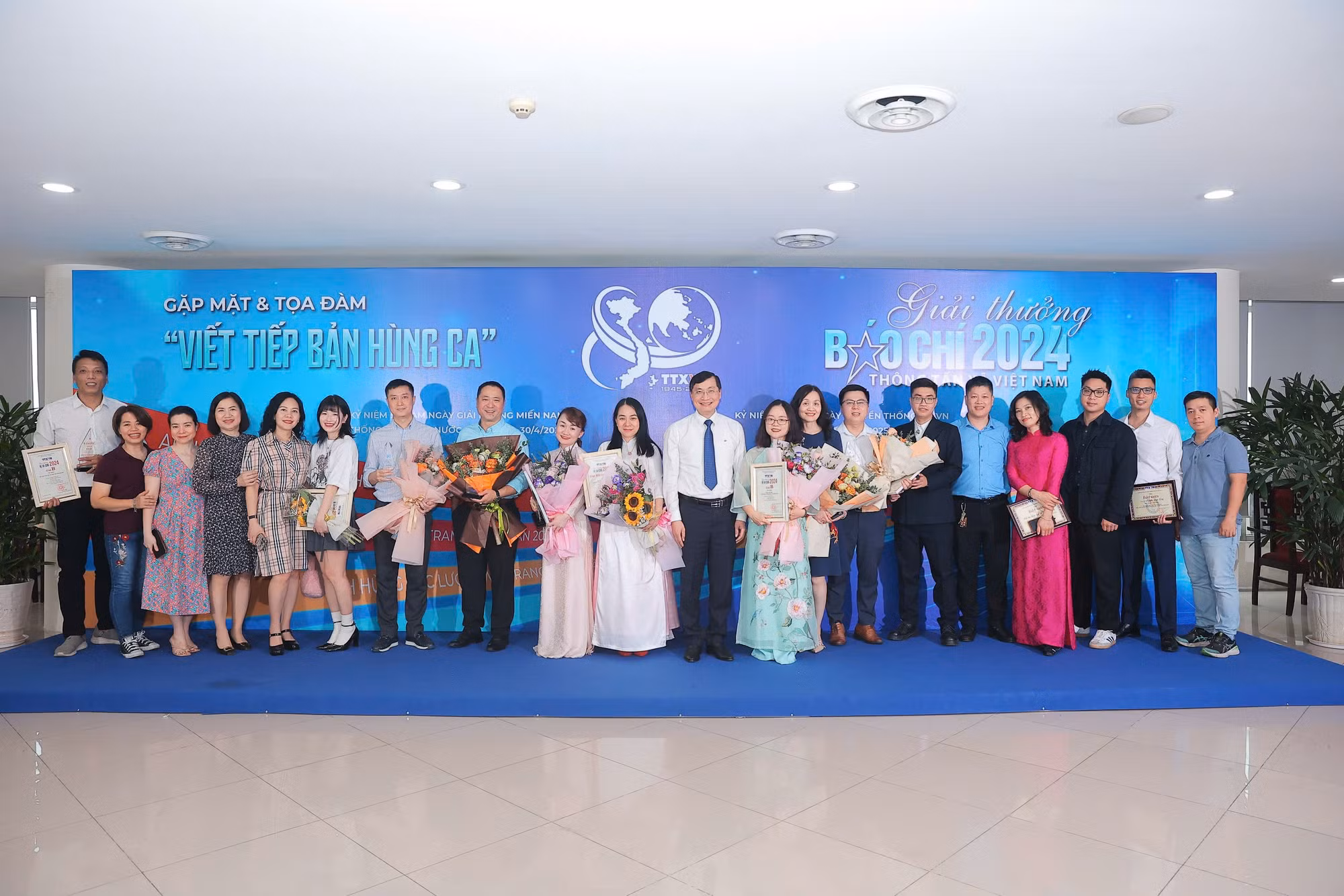 72029e2c99712b2f7260.jpg