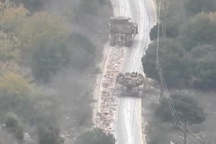 Lính Israel bị phát hiện phá nát đường giao thông khi rút quân khỏi Liban