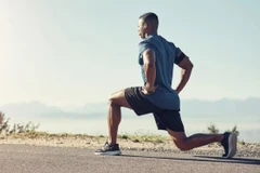 Bài đi bộ thực hiện đúng mang lại rất nhiều lợi ích cho cơ thể. (Nguồn: CNN)